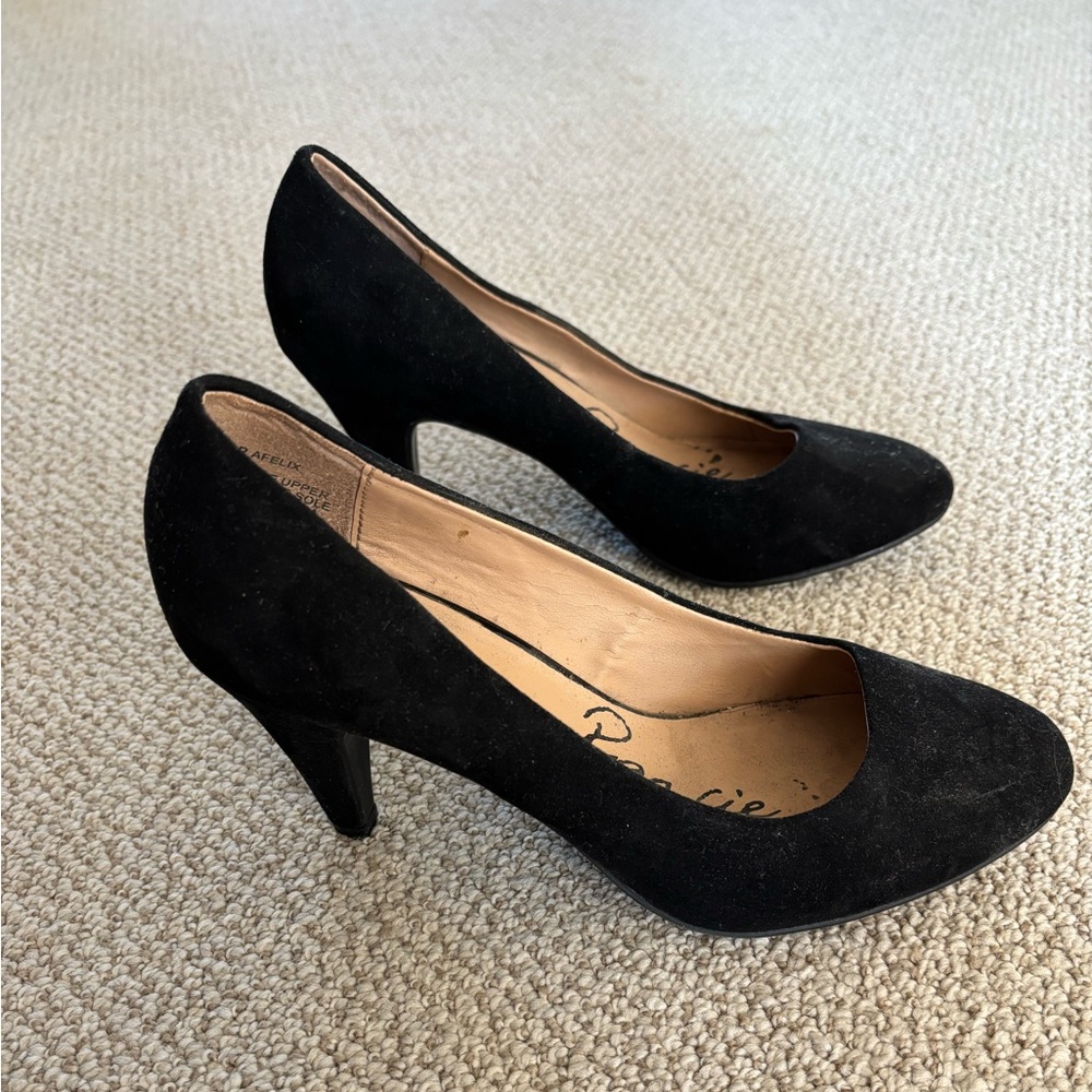 American Rag Black Suede Women's Pumps